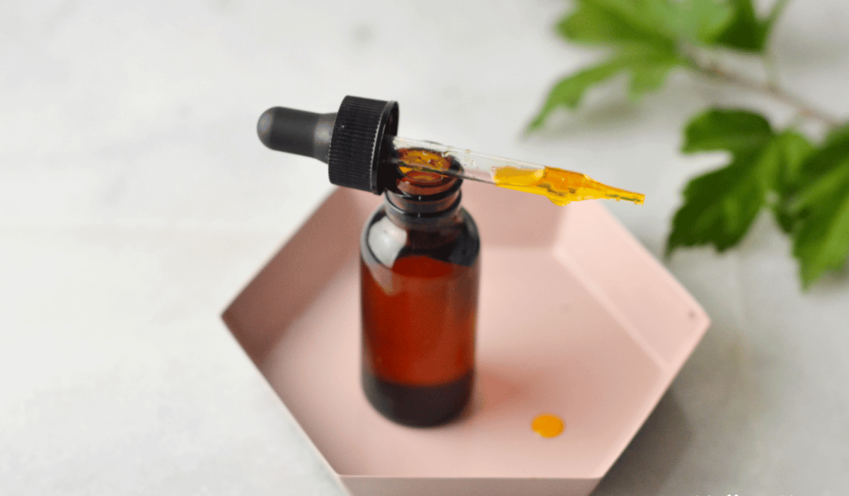 rosehip face serum